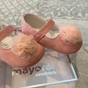 NWT Mayoral Baby Shoes, size 18 (7-9 months)